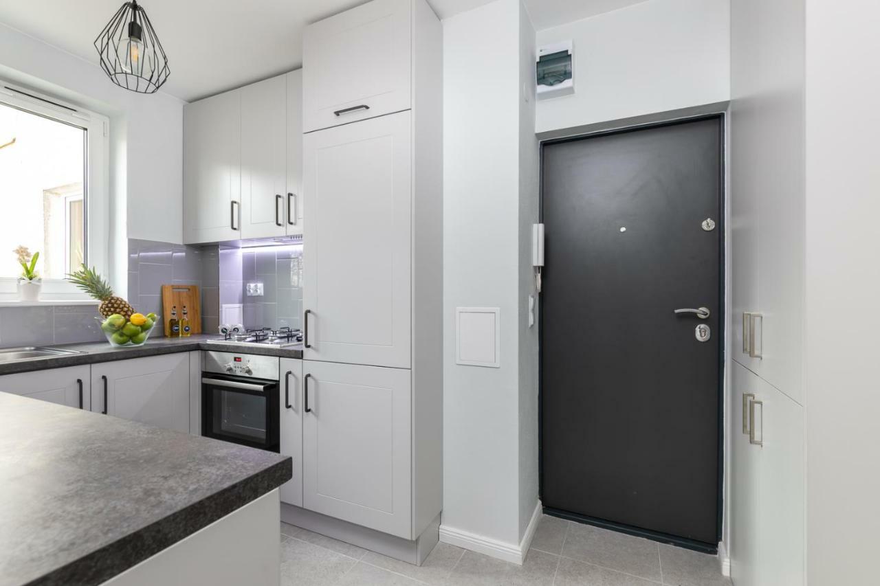 Rent Like Bonifraterska 10b *