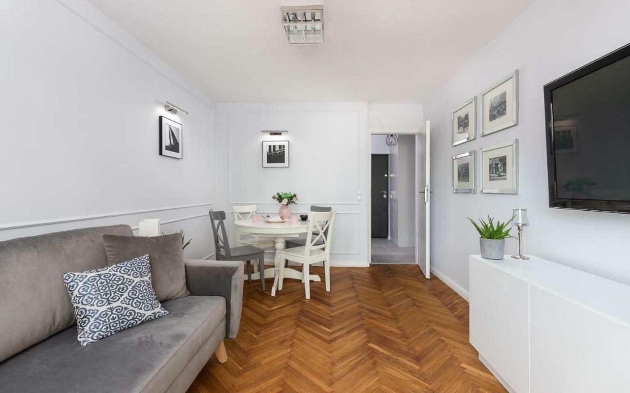 Rent Like Bonifraterska 10b Apartament