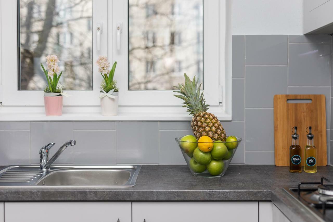 Rent Like Bonifraterska 10b Apartament